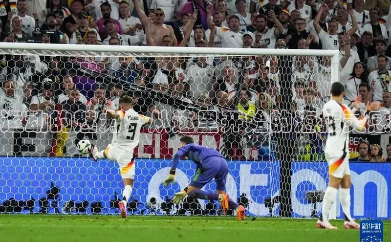 运动的魅力：从这里开始的海报灵感